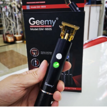 Профессиональная окантовочная машинка GEEMY GM-6605 для стрижки волос . окантовки , бороды и усов . Профессиональная окантовочная машинка GEEMY GM-6605 для стрижки волос . окантовки , бороды и усов .